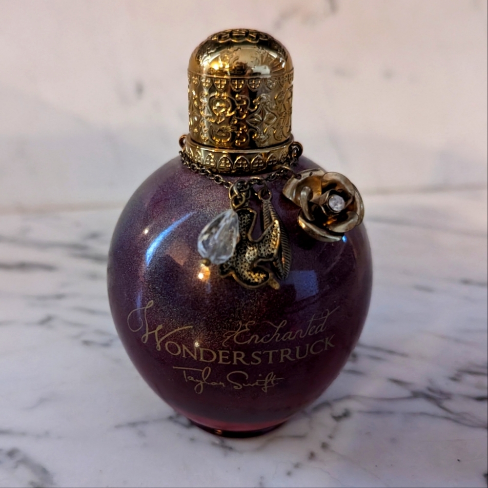 Enchanted Wonderstruck by Taylor Swift Perfume